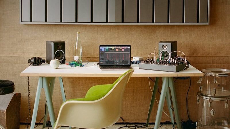 Ableton Live 12.1 Update: Auto-Shift Pitch Correction & Drum Sampler Overhaul Ableton Live 12.1 Update: Auto-Shift Pitch Correction & Drum Sampler Overhaul